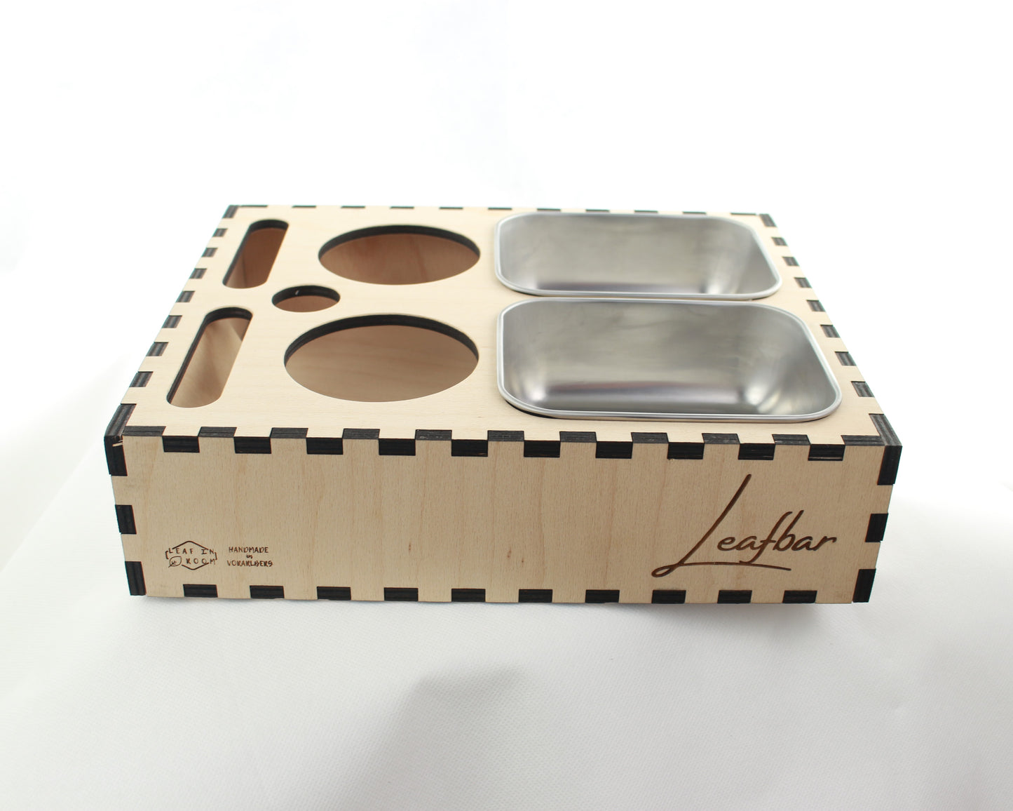 Leafbar – hochwertige Couchbar aus Buche, handgemacht in Vorarlberg