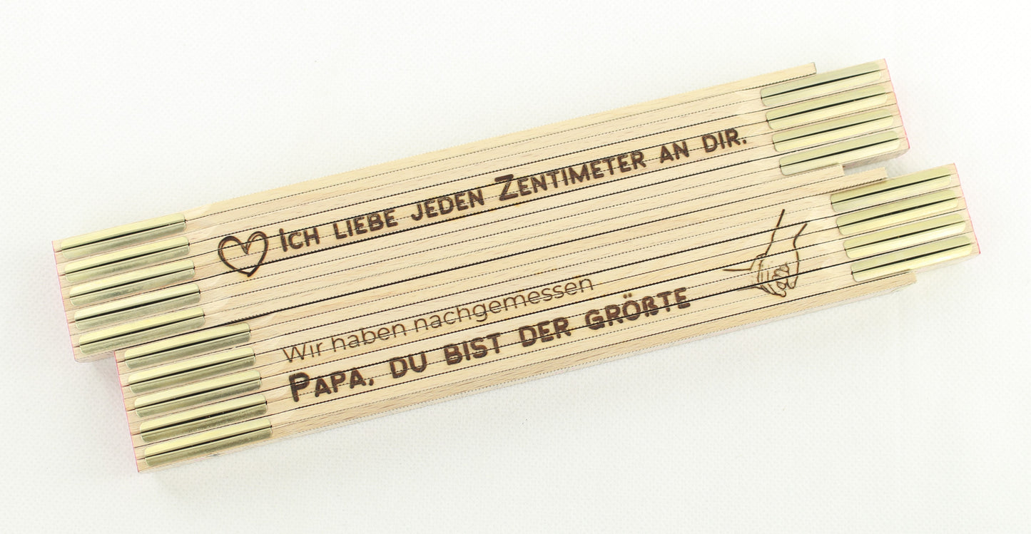 Meterstab mit Gravur – personalisierter Zollstock aus Holz