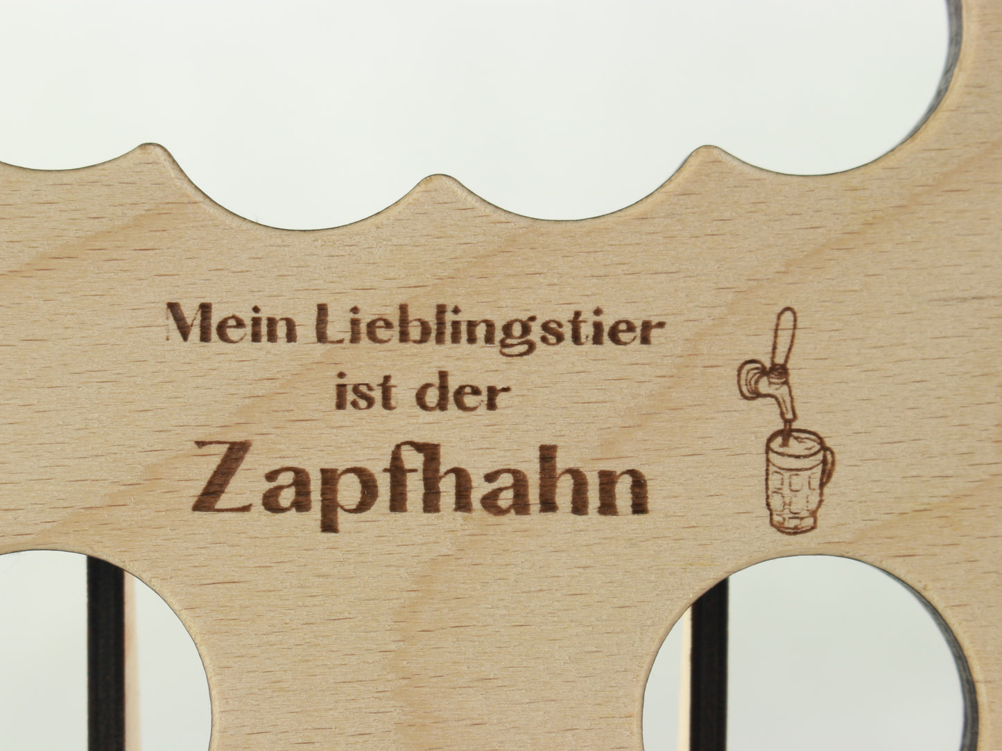 Flaschenhalter aus Buche – kleine Ausführung, handgemacht in Vorarlberg