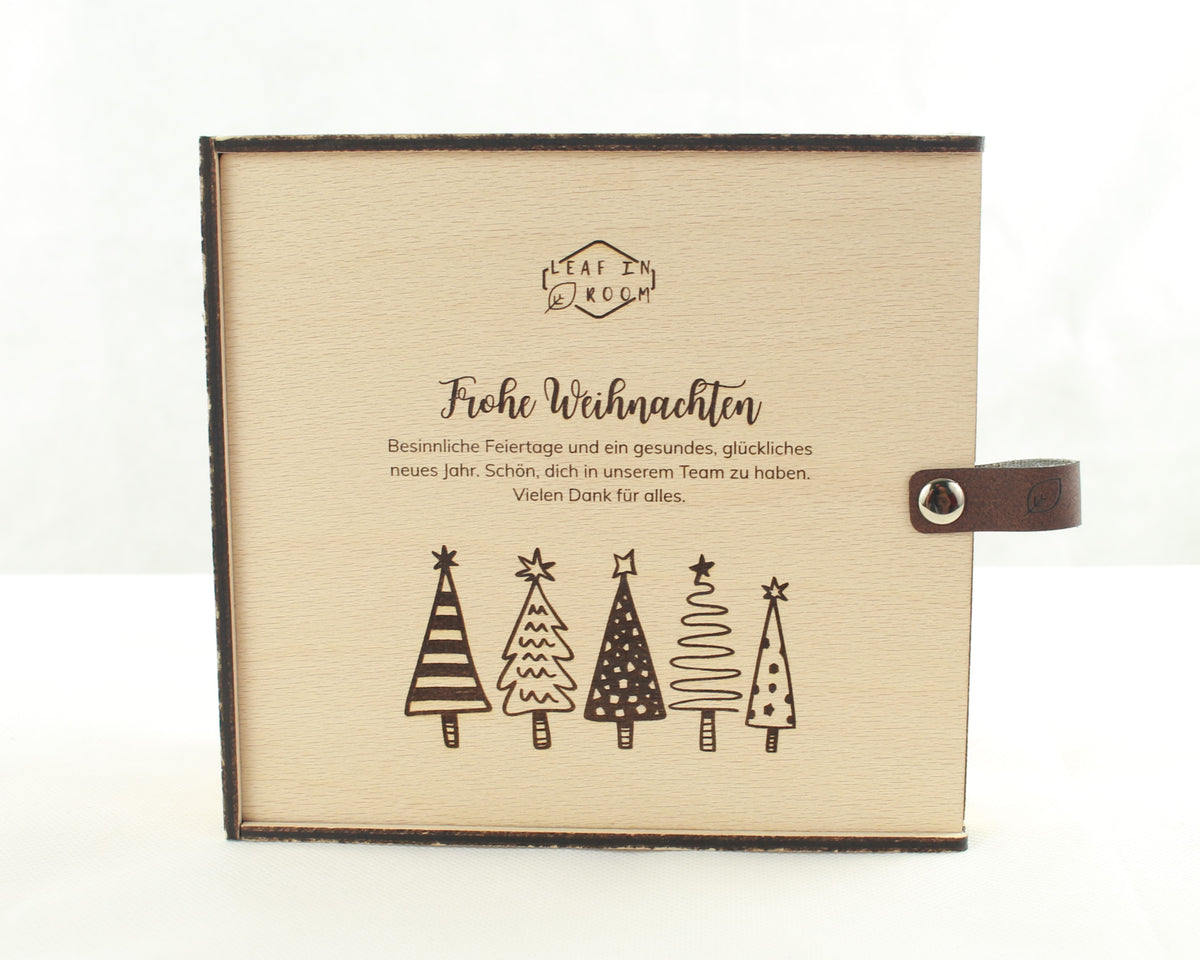 Personalisierte Weihnachtsgeschenkbox aus Holz mit Weihnachtsgravur und Firmenlogo