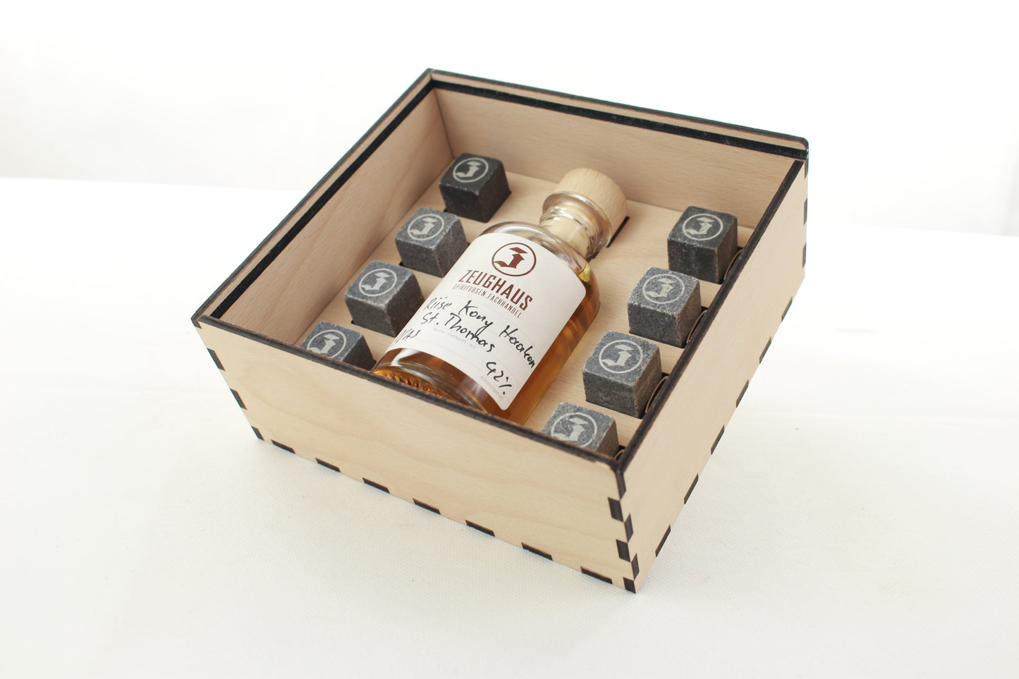 Whiskybox mit Whiskysteinen